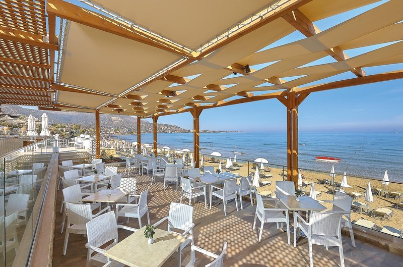 Alexander Beach Hotel & Village Resort 8