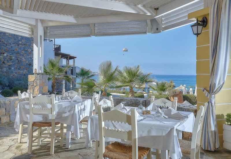 Alexander Beach Hotel & Village Resort 9