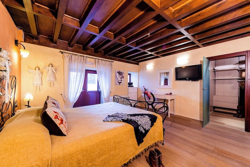 Avalon Boutique Hotel 8