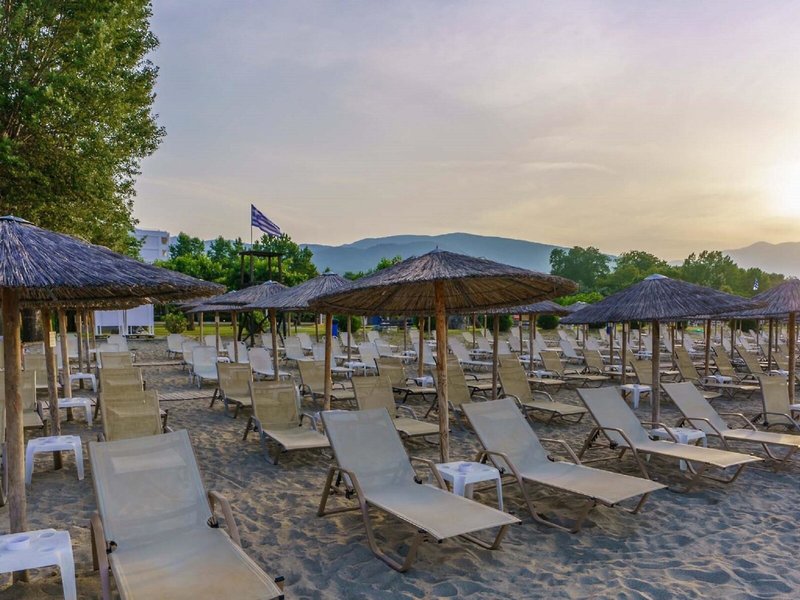 Cronwell Platamon Resort 4