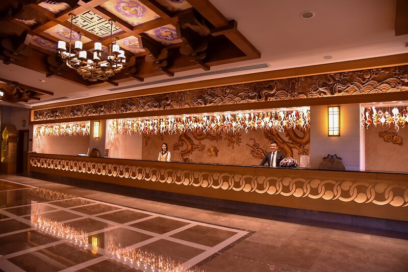 Royal Dragon Hotel 7