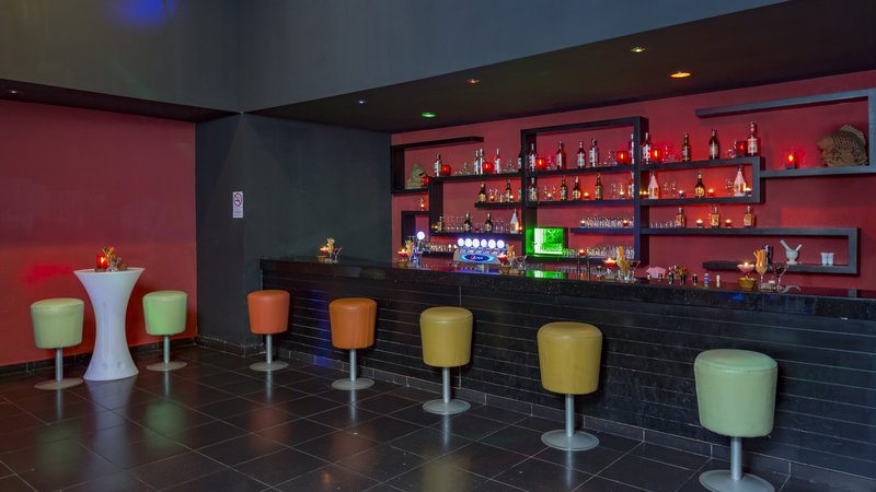 Royal Dragon Hotel 26