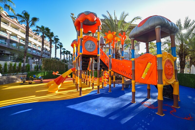 Royal Dragon Hotel 27