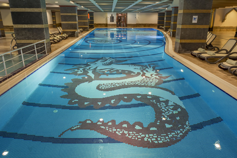 Royal Dragon Hotel 29