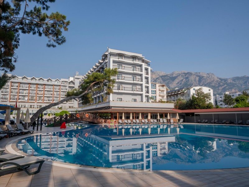 Palmet Beach Resort & SPA Hotel  11