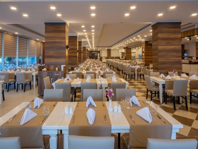 Palmet Beach Resort & SPA Hotel  16