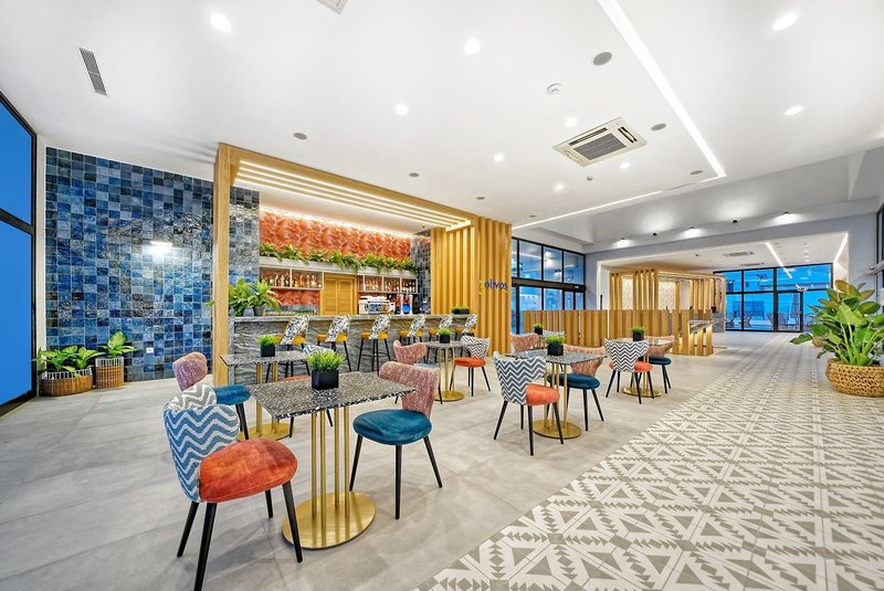 Broncemar Beach Suites Hotel 4