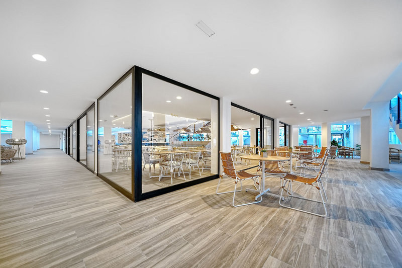 Broncemar Beach Suites Hotel 4