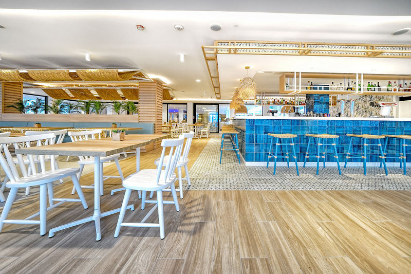 Broncemar Beach Suites Hotel 8