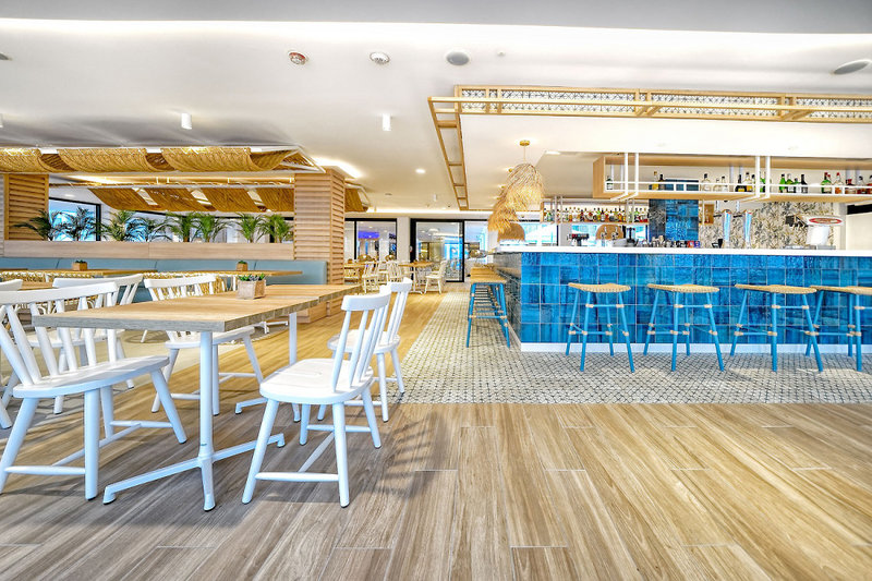 Broncemar Beach Suites Hotel 8