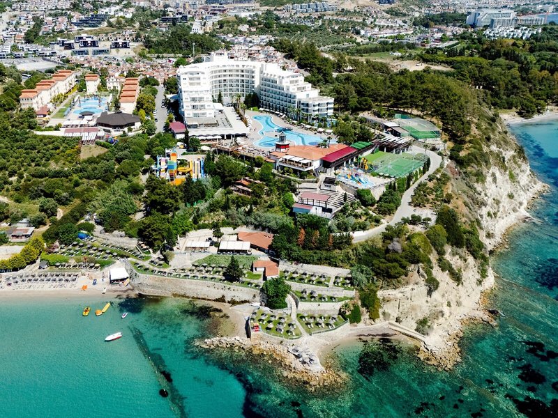 Sealight Resort Hotel 8