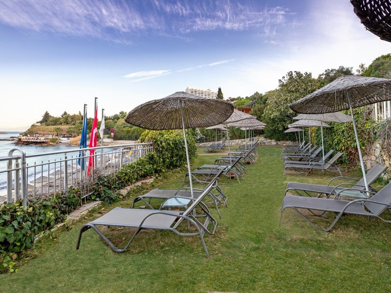 Sealight Resort Hotel 16