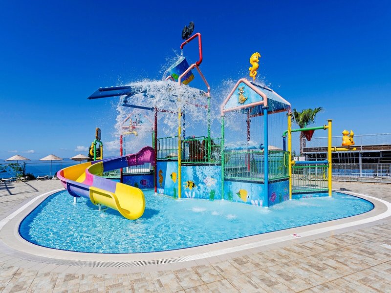 Sealight Resort Hotel 40