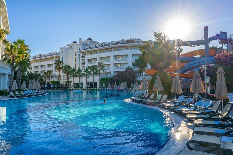 Alba Queen Hotel 3