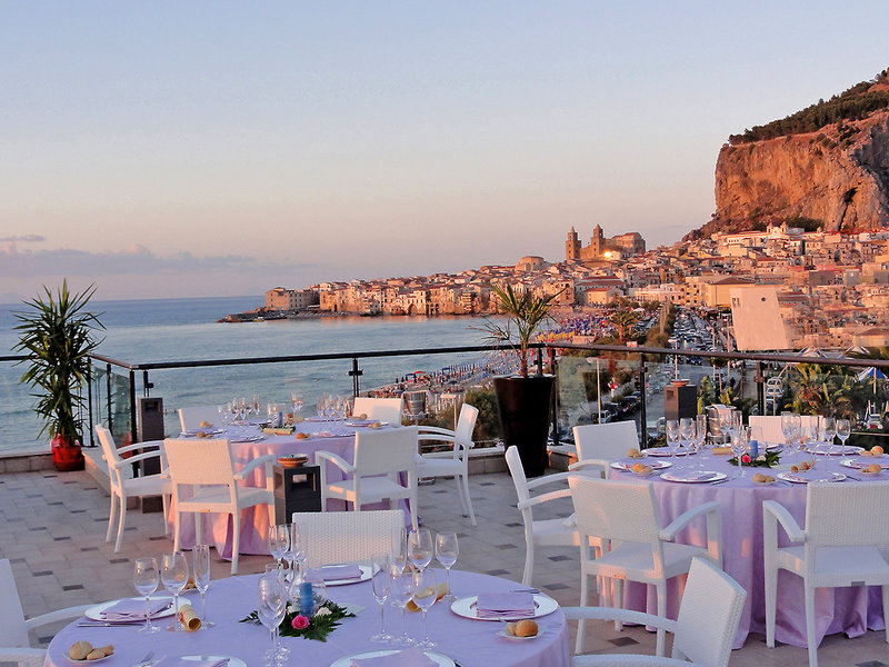 Cefalu Sea Palace 6