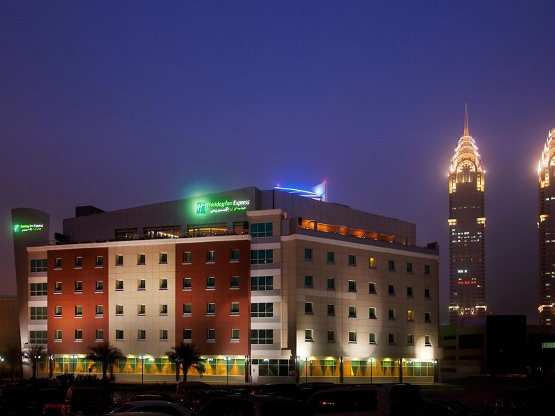 Holiday Inn Express Dubai Internet City 4