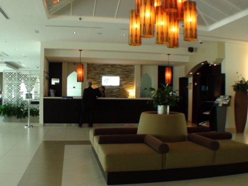 Holiday Inn Express Dubai Internet City 15
