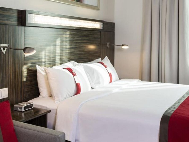 Holiday Inn Express Dubai Internet City 41