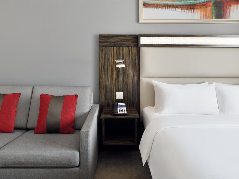 Holiday Inn Express Dubai Internet City 42