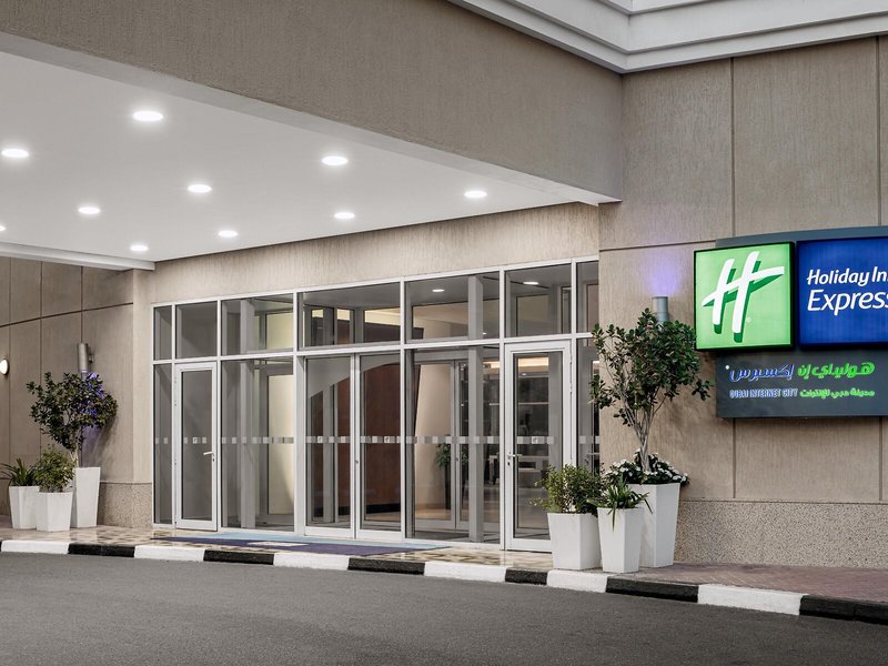 Holiday Inn Express Dubai Internet City 2 - Exterior