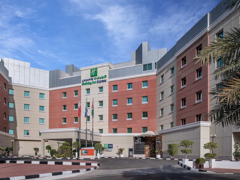 Holiday Inn Express Dubai Internet City 4 - Exterior
