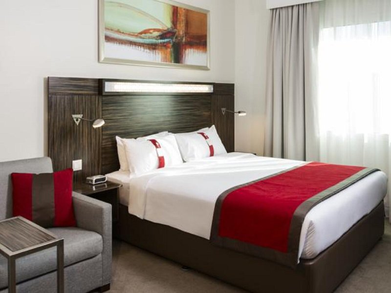 Holiday Inn Express Dubai Internet City 30 - Room Example