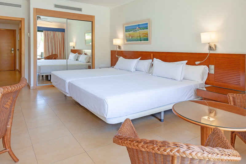 Playamarina Lifestyle Collection by Senator 7