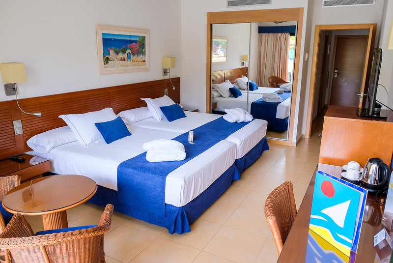 Playamarina Lifestyle Collection by Senator 11