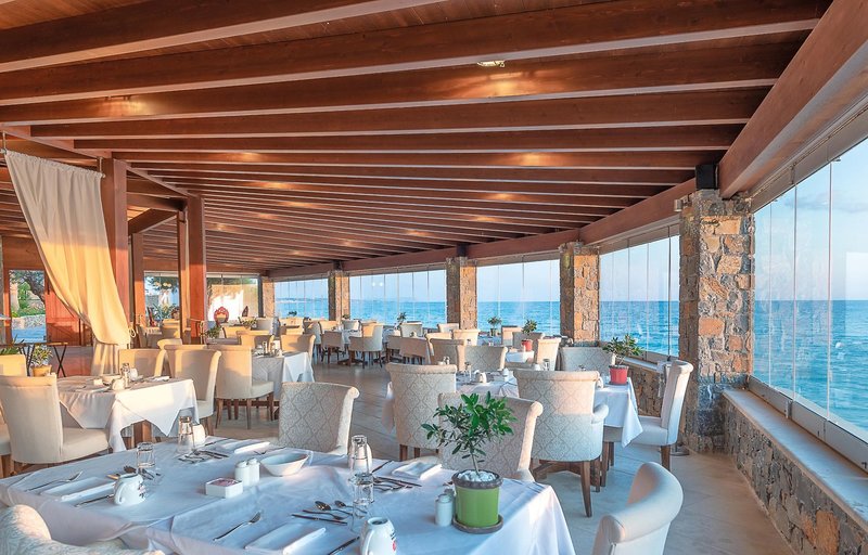 Ikaros Beach Luxury Resort & Spa 11