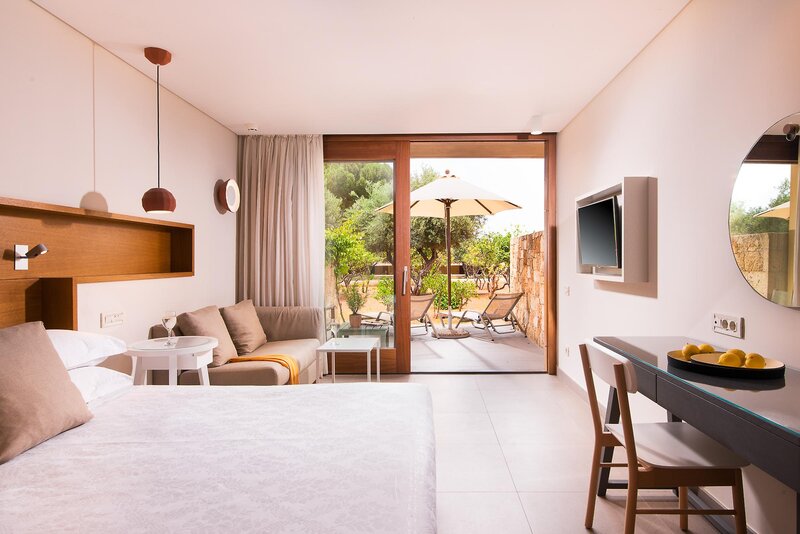 Kernos Beach 48