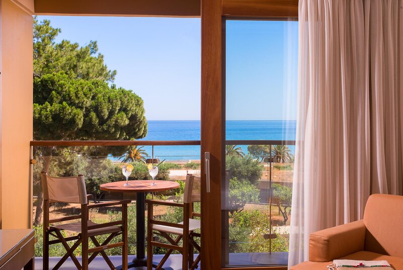 Kernos Beach 67