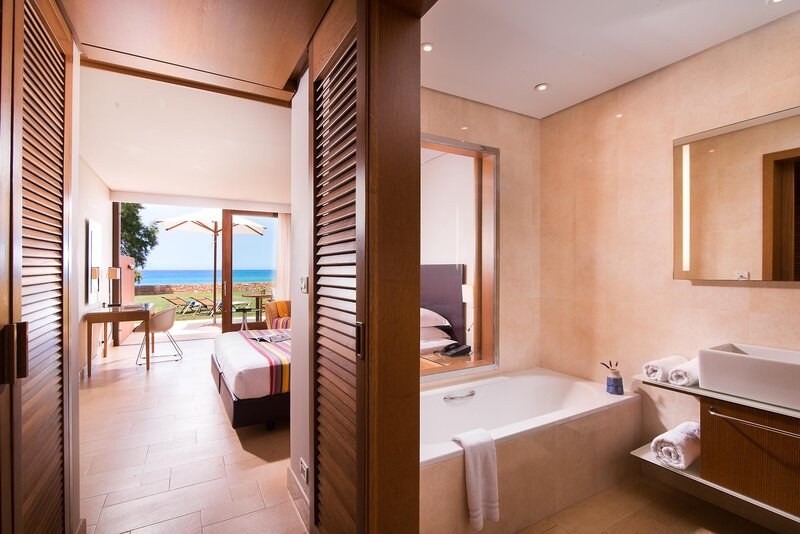 Kernos Beach 28