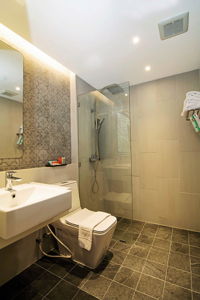 Baan Karon Resort 22