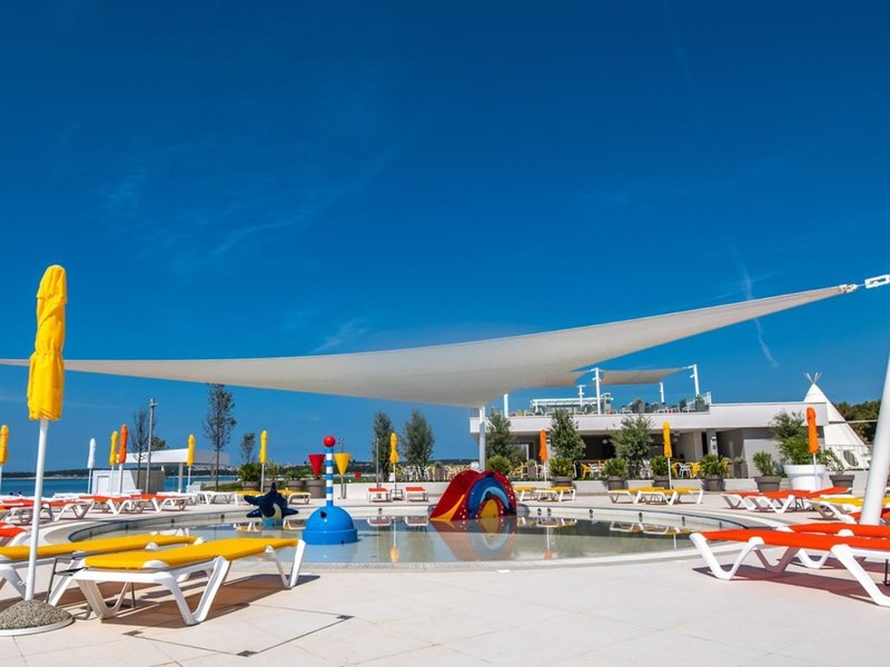 Arena Grand Kazela Campside 12