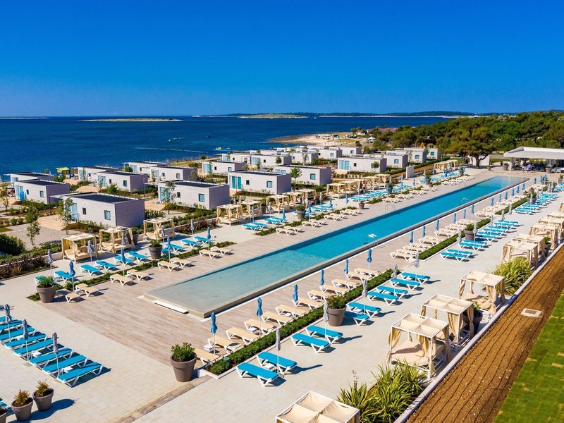 Arena Grand Kazela Campside 14