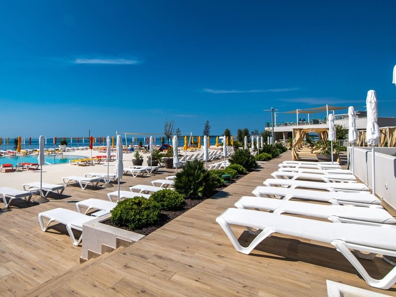 Arena Grand Kazela Campside 18