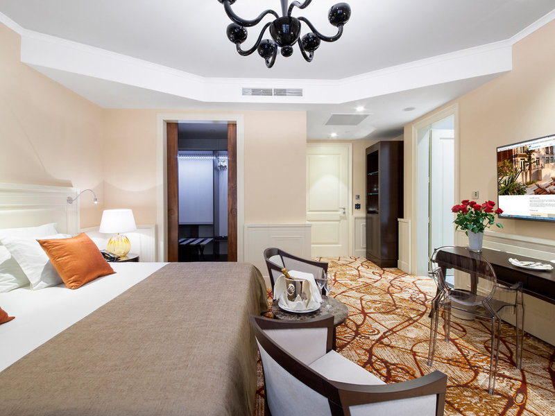 Boutique Hotel Alhambra 35