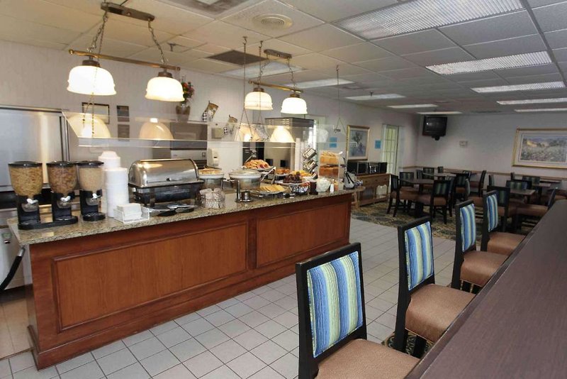 Wyndham Garden Jacksonville 1 - Bar
