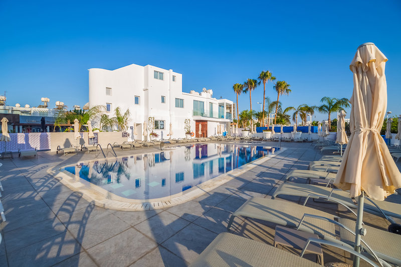 Protaras Plaza Hotel 1