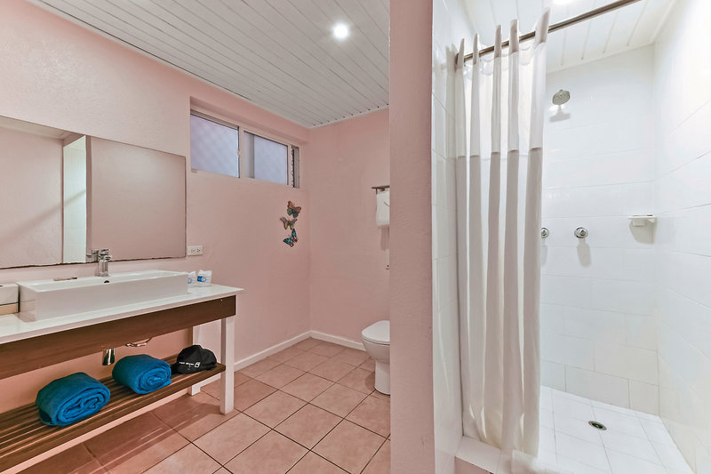 Butterfly Beach Hotel 10