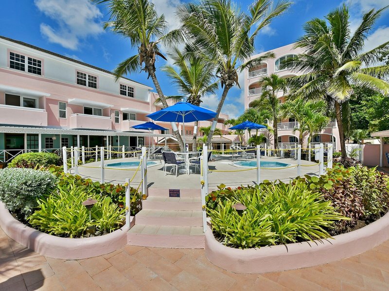 Butterfly Beach Hotel 5