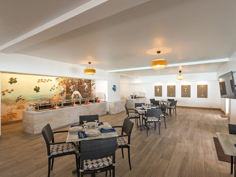 Butterfly Beach Hotel 31