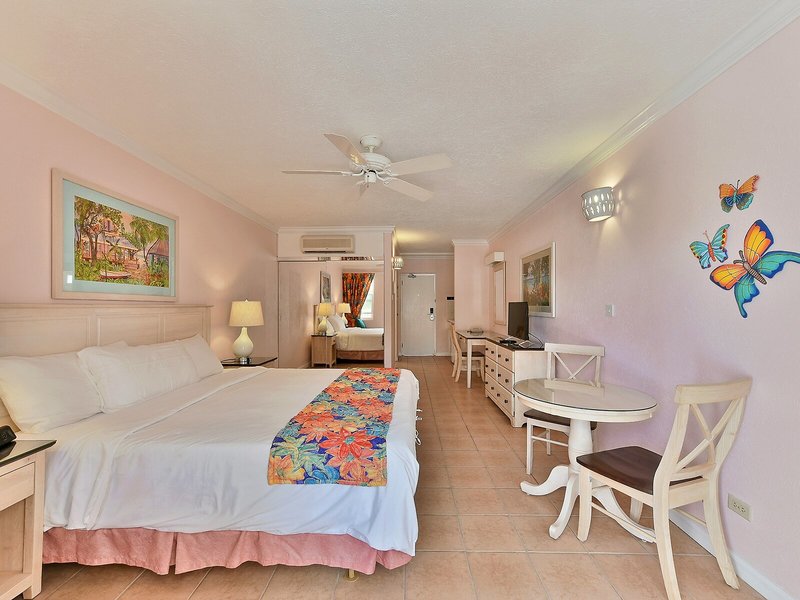 Butterfly Beach Hotel 49