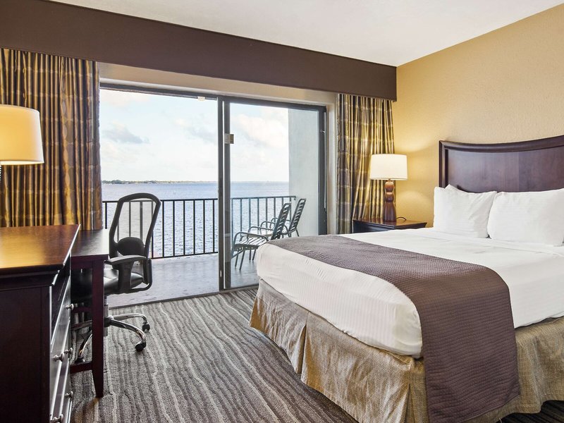 Best Western Fort Myers Waterfront 17