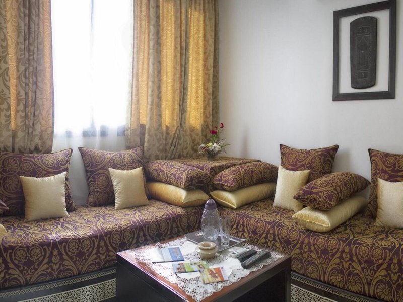 Apparthotel Isni 10