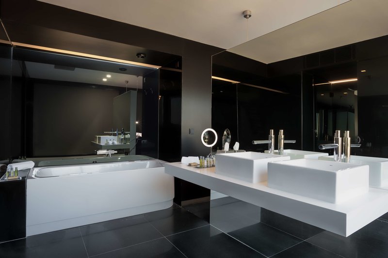 Doubletree by Hilton Lisbon - Fontana Park 26