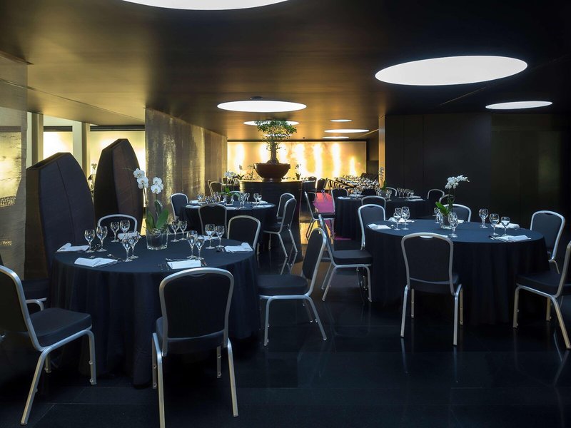 DoubleTree by Hilton Lisbon - Fontana Park 16