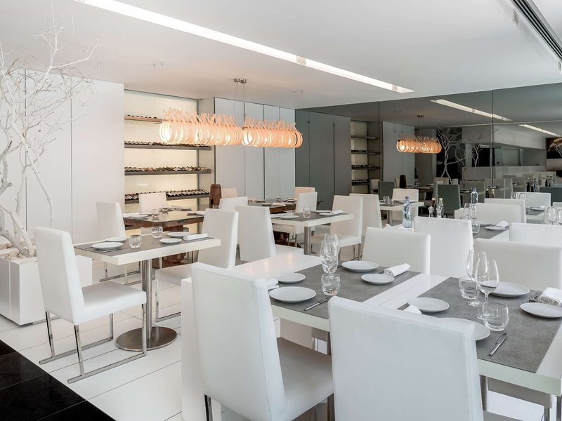 DoubleTree by Hilton Lisbon - Fontana Park 18