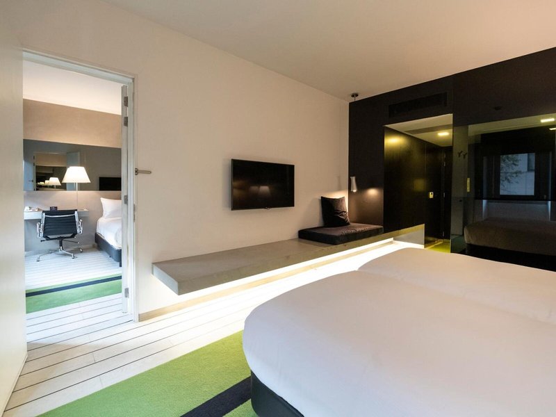 DoubleTree by Hilton Lisbon - Fontana Park 34