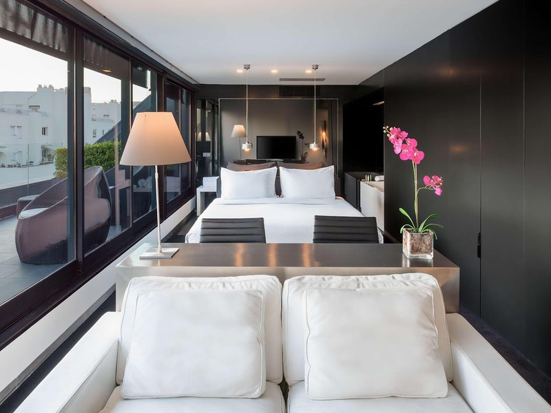 DoubleTree by Hilton Lisbon - Fontana Park 36